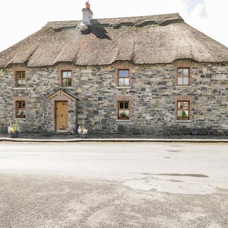 An Maide Ban Villa Cootehill ภายนอก รูปภาพ