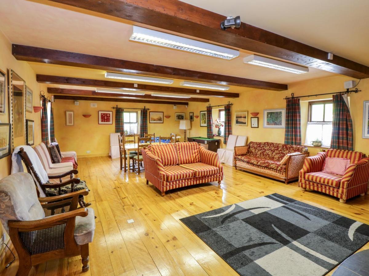An Maide Ban Villa Cootehill ภายนอก รูปภาพ