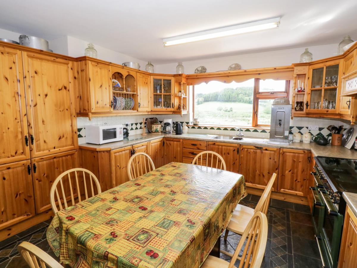 An Maide Ban Villa Cootehill ภายนอก รูปภาพ
