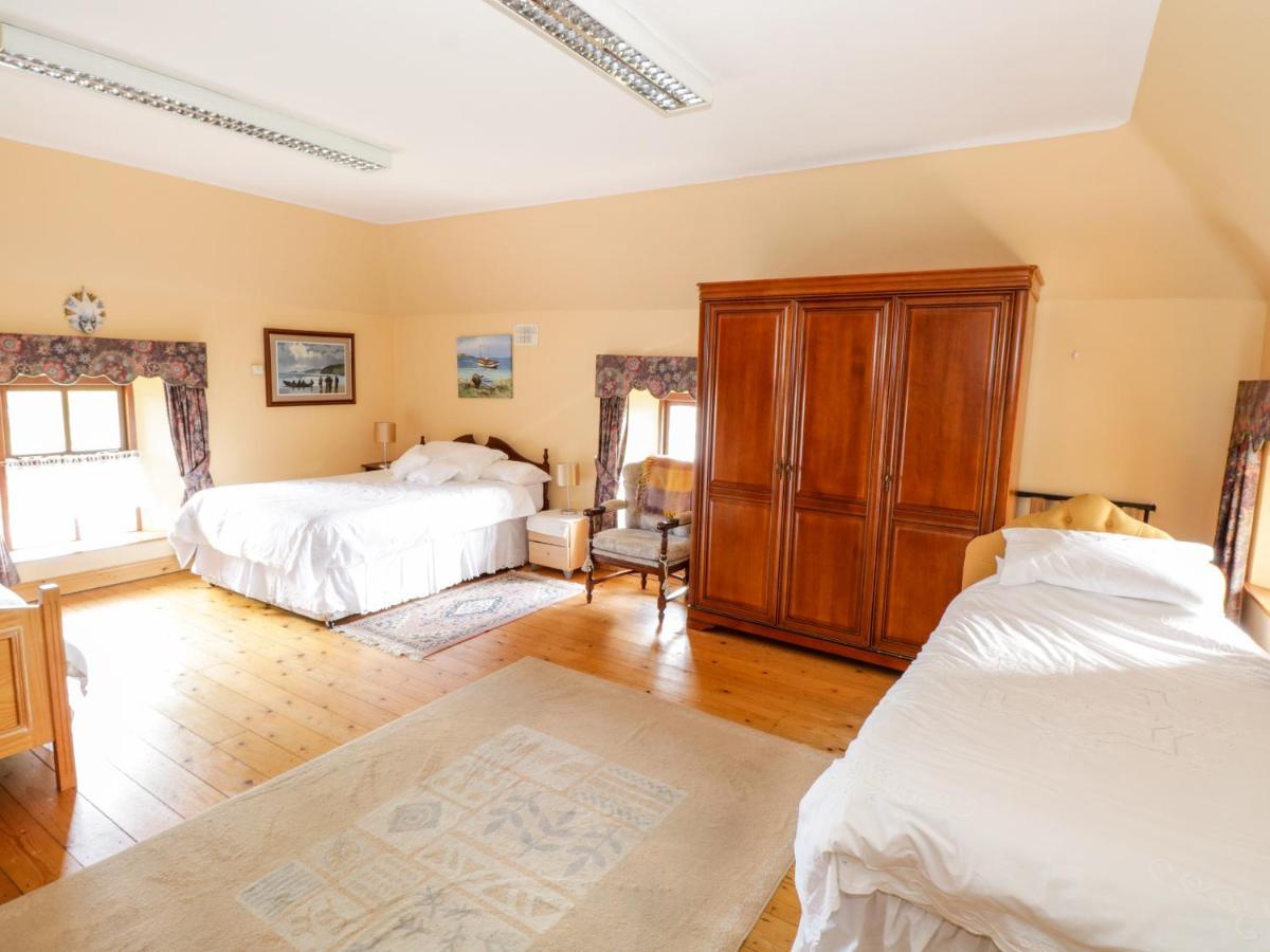 An Maide Ban Villa Cootehill ภายนอก รูปภาพ
