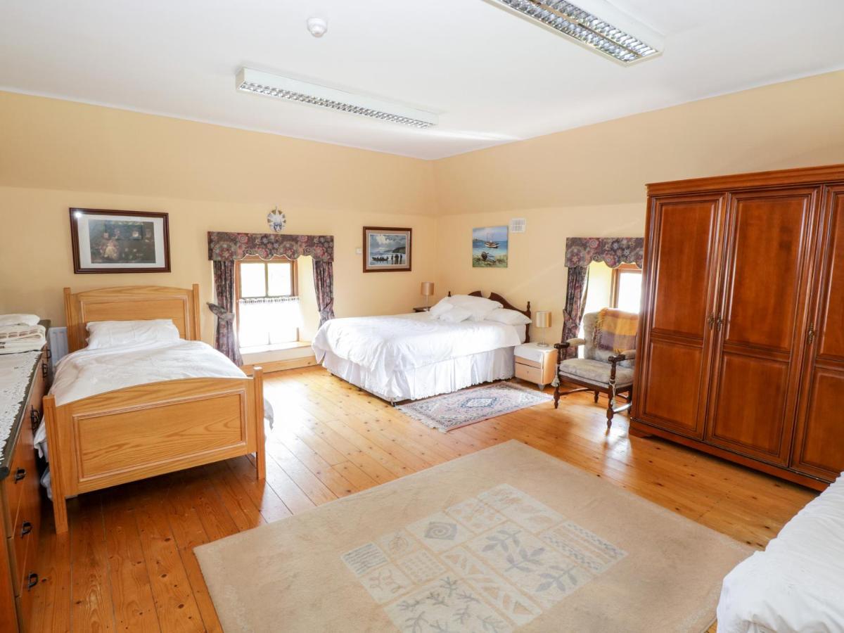 An Maide Ban Villa Cootehill ภายนอก รูปภาพ